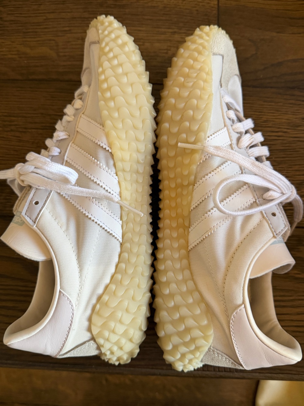 (MENS) Adidas Country X Kamanda Sneakers - Picture 2 of 7